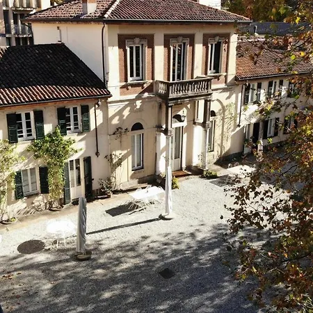 招待所 La Casa Nel Parco 莱科
